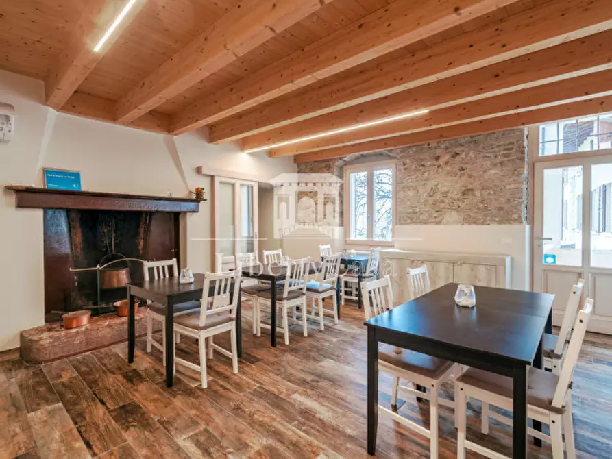 Immagine 2 di Casa indipendente in vendita  in Via Fornico a Gargnano