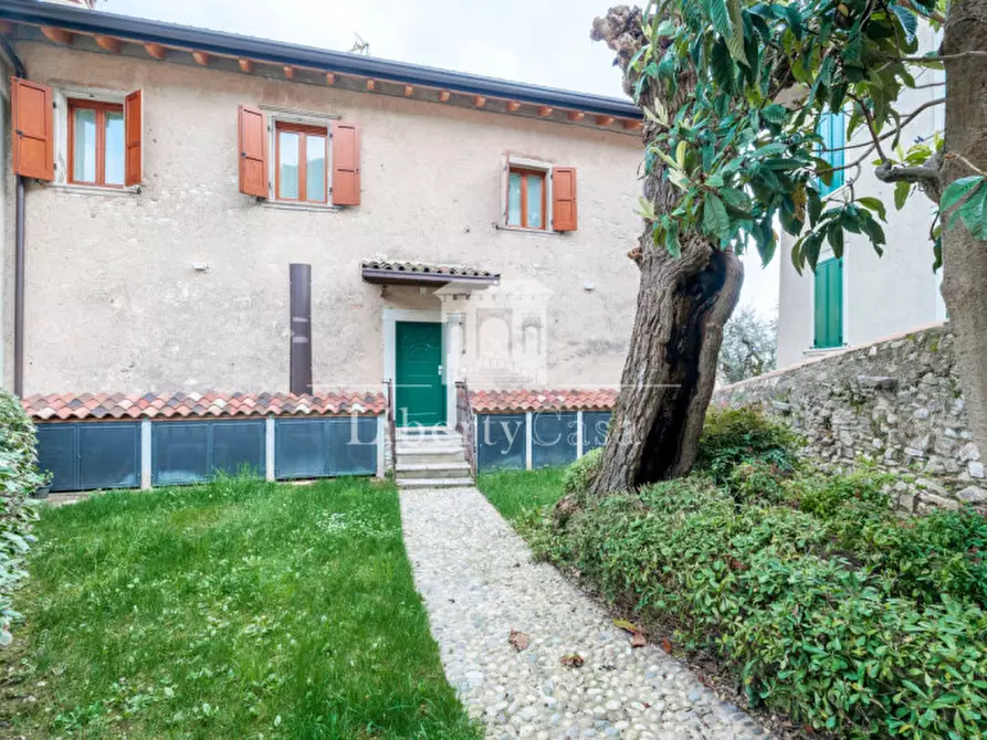 Immagine 5 di Casa indipendente in vendita  in Via Fornico a Gargnano