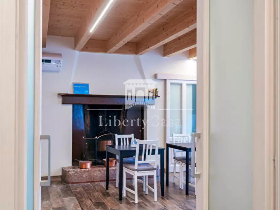 Immagine 6 di Casa indipendente in vendita  in Via Fornico a Gargnano