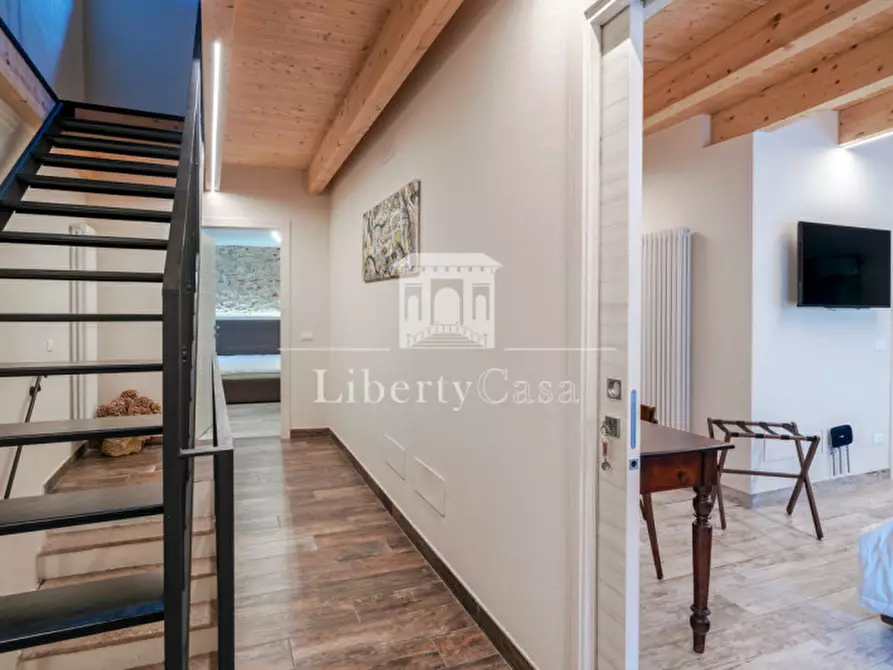 Immagine 11 di Casa indipendente in vendita  in Via Fornico a Gargnano