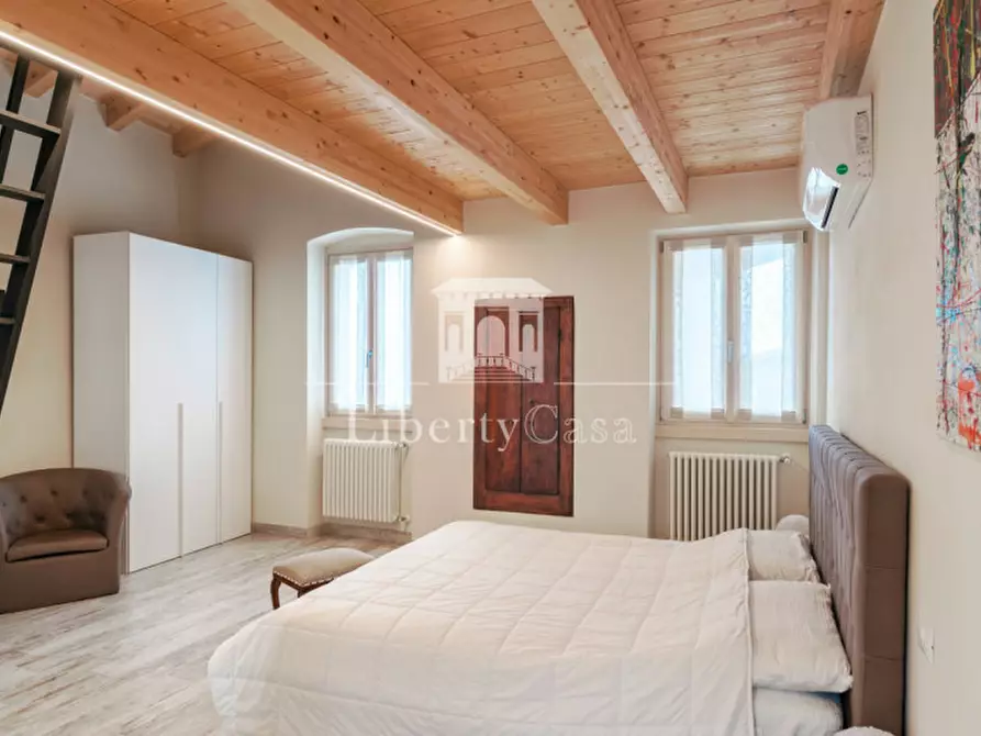 Immagine 12 di Casa indipendente in vendita  in Via Fornico a Gargnano