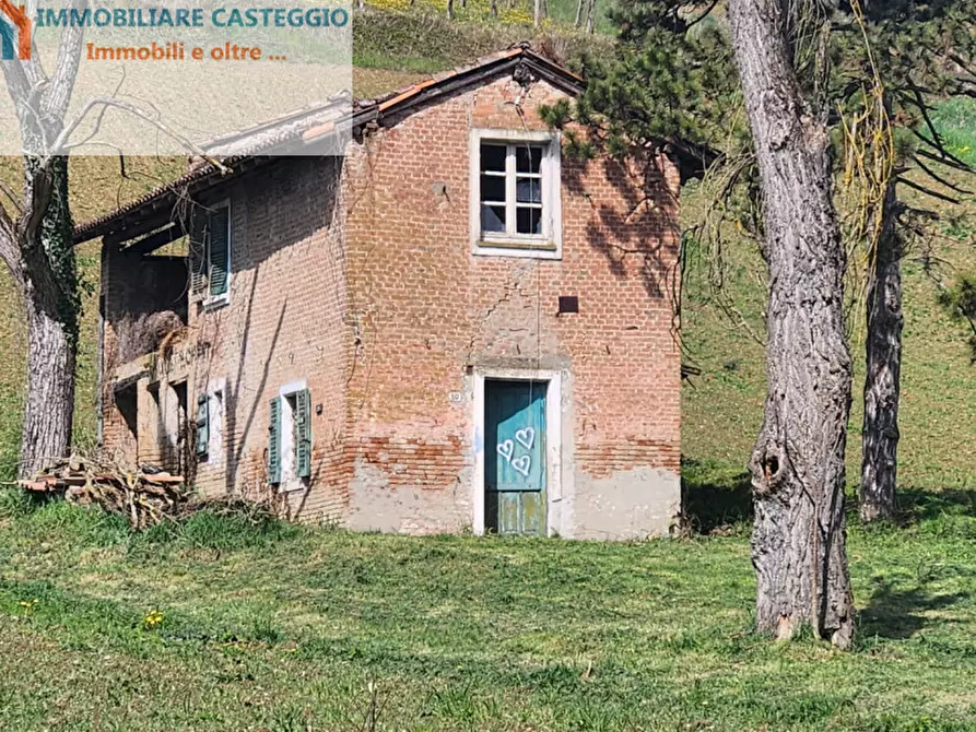 Immagine 1 di Casa indipendente in vendita  in crotesi a Casteggio