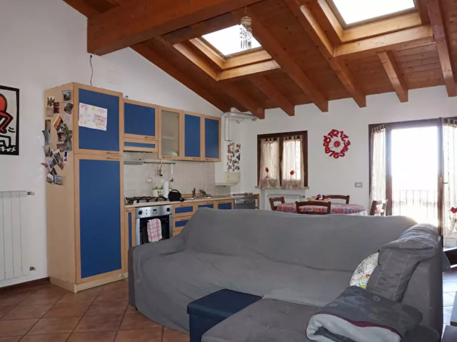 Immagine 5 di Appartamento in vendita  in via Togliatti, 7 a Torrile