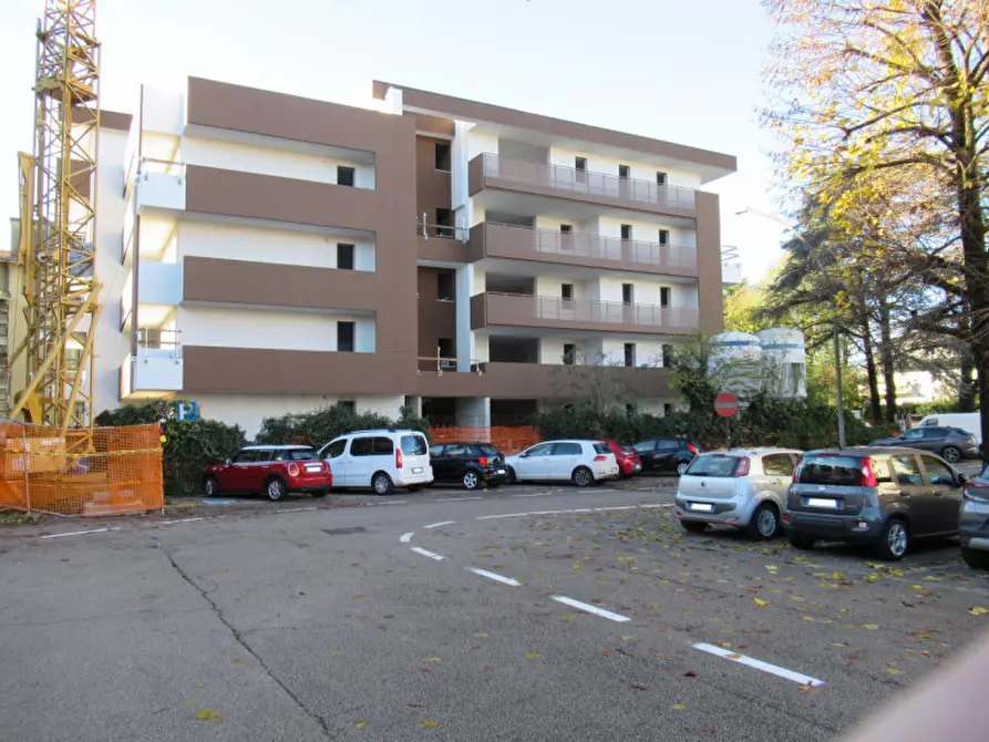 Immagine 5 di Appartamento in vendita  in viale Gian Giacomo Felissent 102 a Treviso