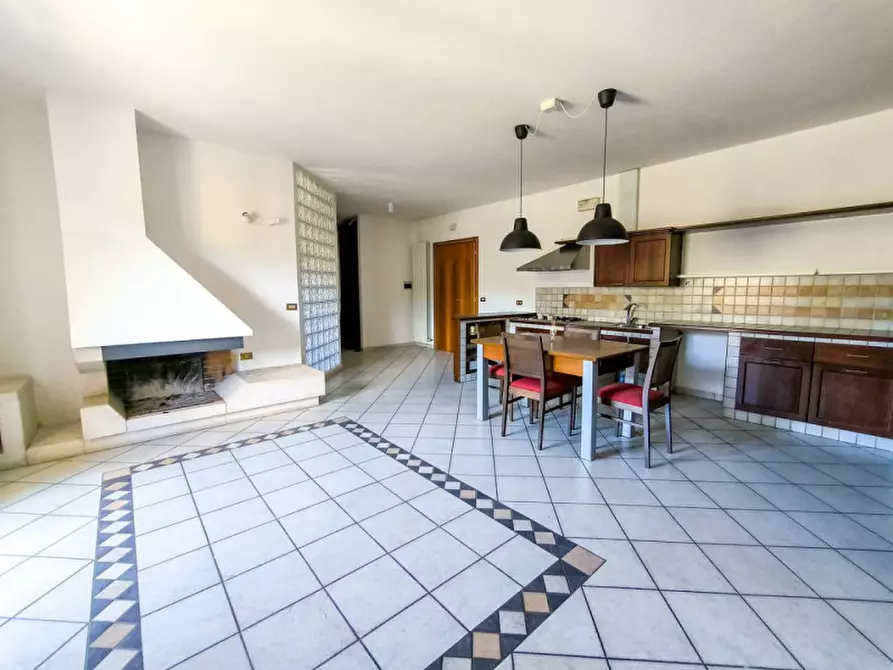 Immagine 3 di Appartamento in vendita  in via Ladavac a Piandimeleto