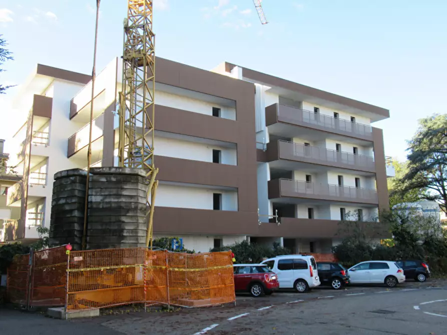 Immagine 5 di Appartamento in vendita  in viale Gian Giacomo Felissent 102 a Treviso