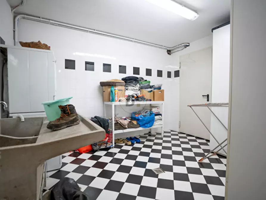 Immagine 28 di Villa in vendita  in VIA MONTEGRAPPA a Calvagese Della Riviera