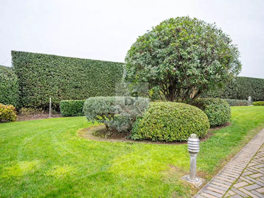 Immagine 31 di Villa in vendita  in VIA MONTEGRAPPA a Calvagese Della Riviera