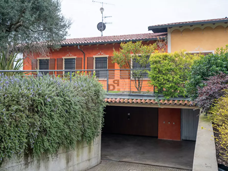 Immagine 32 di Villa in vendita  in VIA MONTEGRAPPA a Calvagese Della Riviera