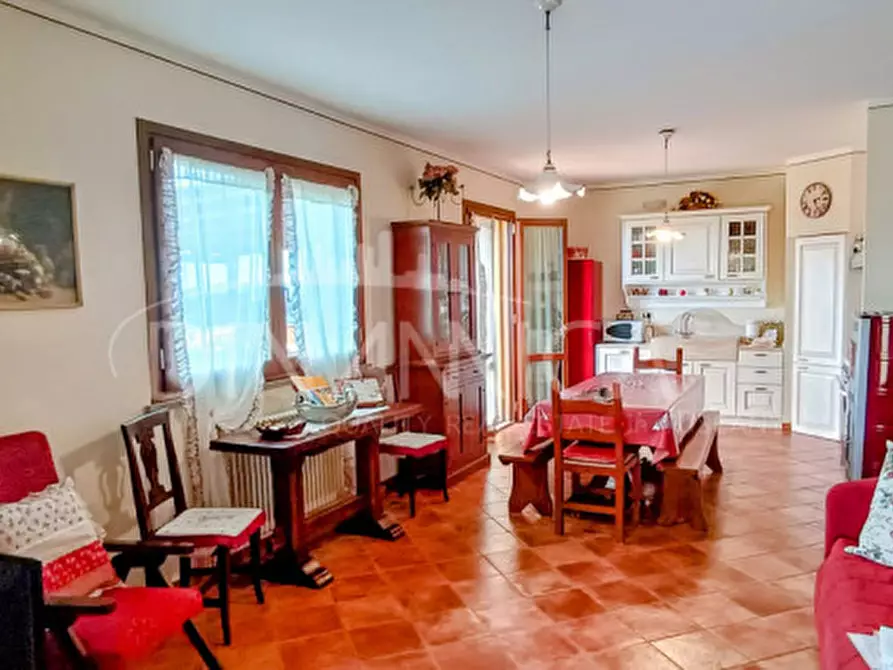 Immagine 7 di Rustico / casale in vendita  a Palaia