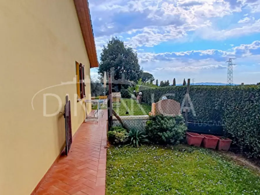 Immagine 36 di Rustico / casale in vendita  a Palaia