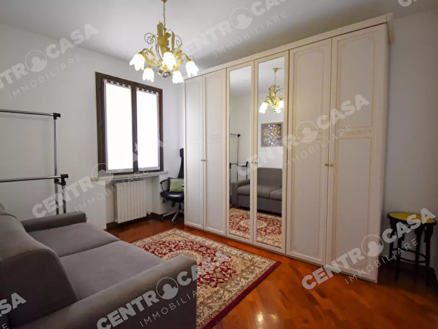 Immagine 12 di Appartamento in vendita  in Via Venti Settembre a Legnago