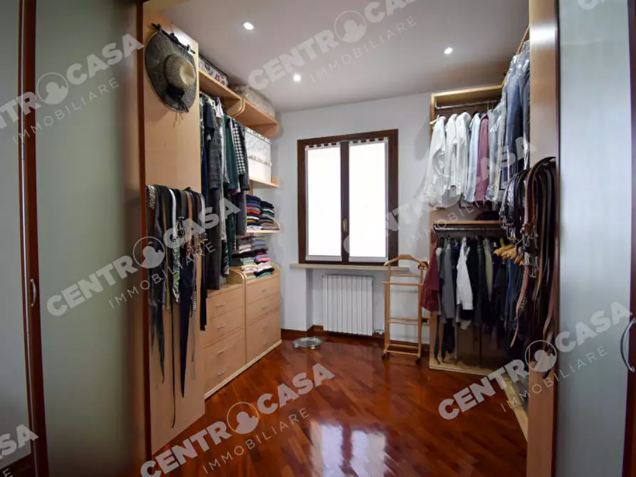 Immagine 35 di Appartamento in vendita  in Via Venti Settembre a Legnago