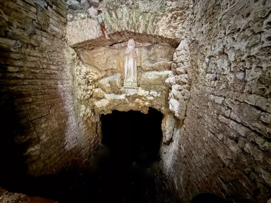 Immagine 21 di Casa indipendente in vendita  in Via Gio Batta Biancolini 36 a Verona