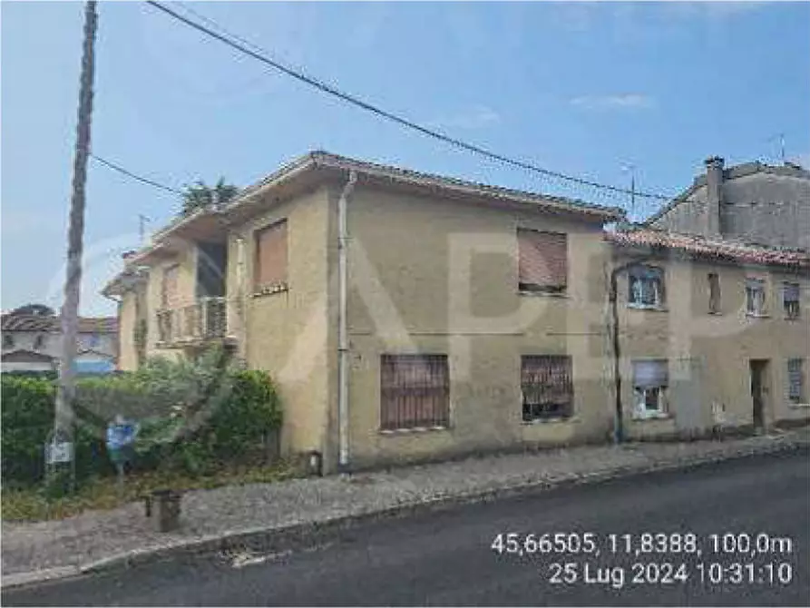 Immagine 1 di Casa bifamiliare in vendita  in Via Roma a Galliera Veneta