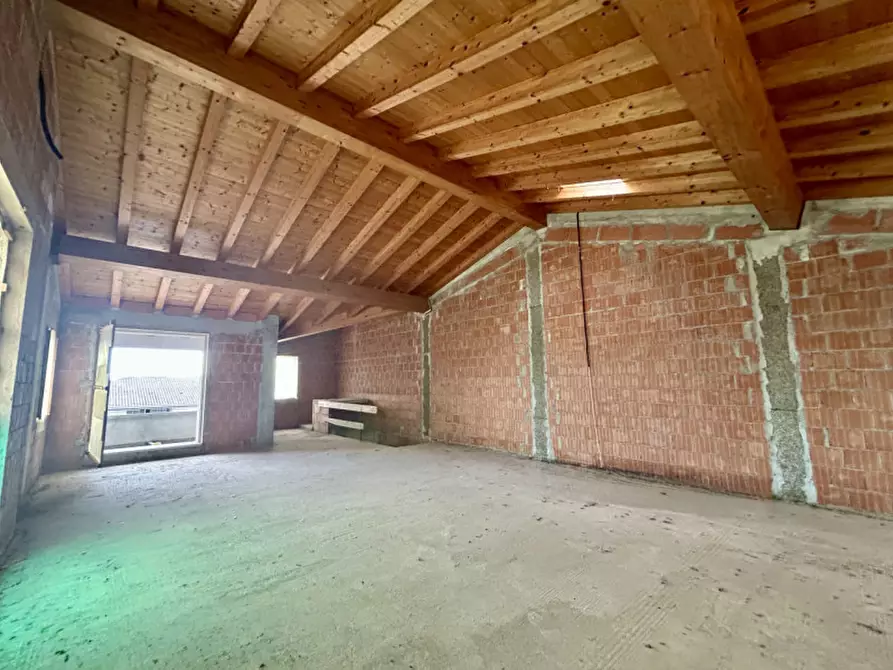 Immagine 3 di Casa bifamiliare in vendita  in Via Giuseppe Garibaldi a San Martino Di Lupari