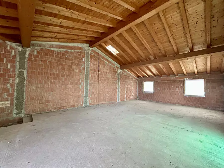 Immagine 4 di Casa bifamiliare in vendita  in Via Giuseppe Garibaldi a San Martino Di Lupari