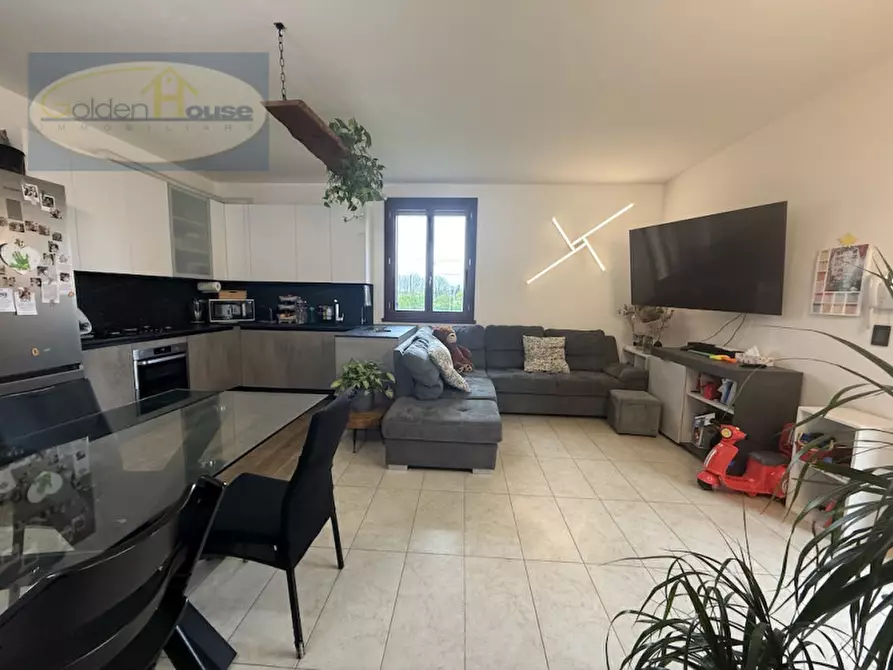 Immagine 5 di Casa bifamiliare in vendita  in Strada Imperiale 46/2 a Molinella