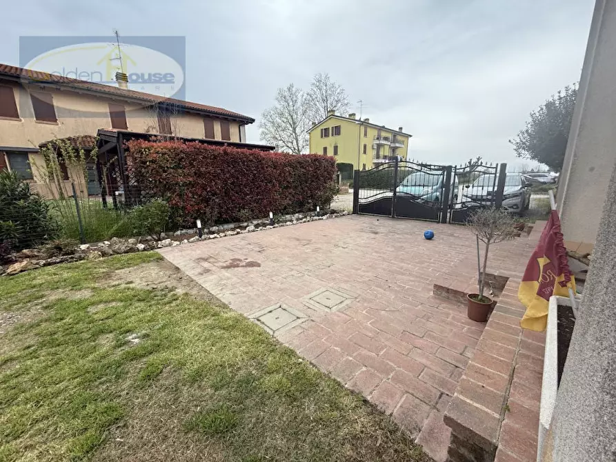 Immagine 25 di Casa bifamiliare in vendita  in Strada Imperiale 46/2 a Molinella