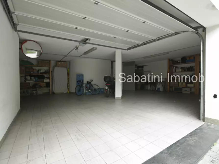 Immagine 6 di Villa in vendita  in strada colle di mezzi 70/2 a Pescara