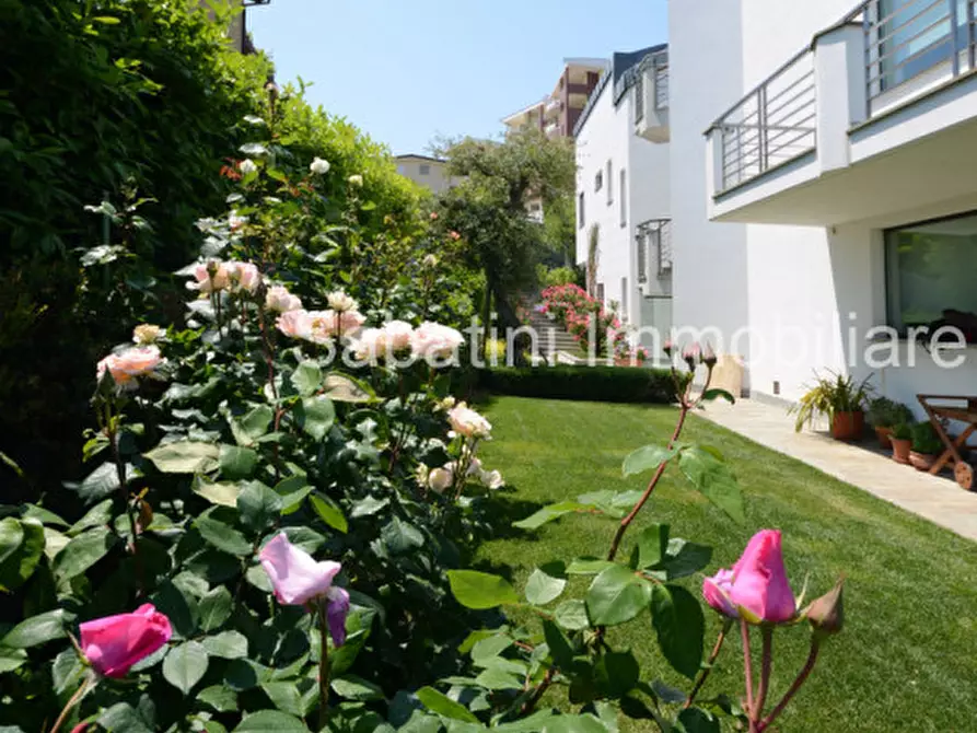 Immagine 16 di Villa in vendita  in strada colle di mezzi 70/2 a Pescara