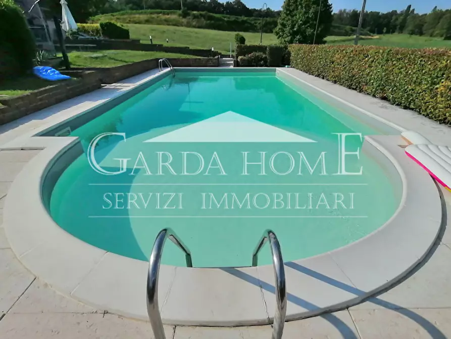 Immagine 1 di Appartamento in vendita  in Località Massadrino a Lonato del Garda