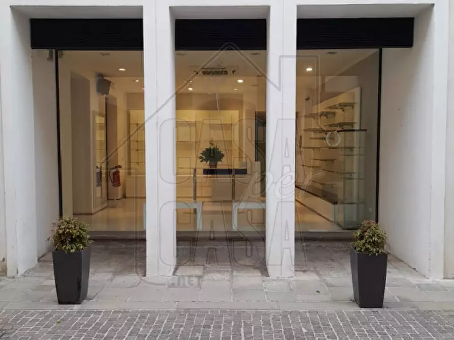 Immagine 6 di Negozio in affitto  in via Roma Monselice a Monselice