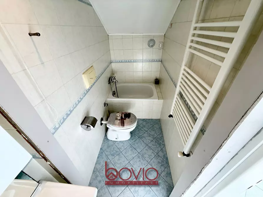 Immagine 38 di Appartamento in vendita  in VIA DAMIANO CHIESA N.29 a Torino