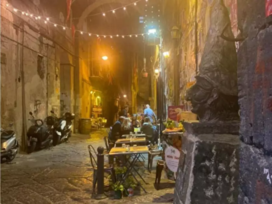Immagine 1 di Appartamento in affitto  in Via Nilo a Napoli