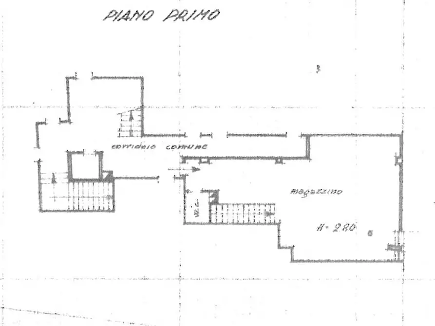 Immagine 16 di Negozio in vendita  in via Guglielmo Marconi 4 a Schio