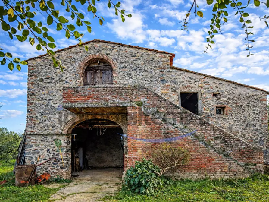 Immagine 1 di Rustico / casale in vendita  in Campoluci a Arezzo