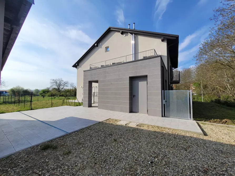 Immagine 3 di Appartamento in vendita  in STRADA FALLETTI 24 a Asti