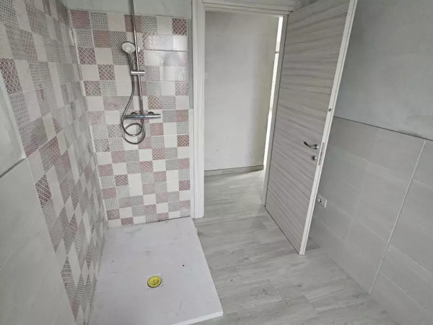 Immagine 18 di Appartamento in vendita  in STRADA FALLETTI 24 a Asti