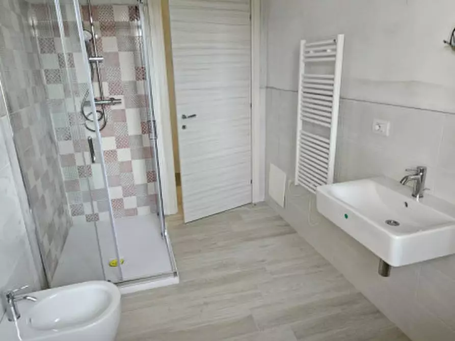 Immagine 19 di Appartamento in vendita  in STRADA FALLETTI 24 a Asti