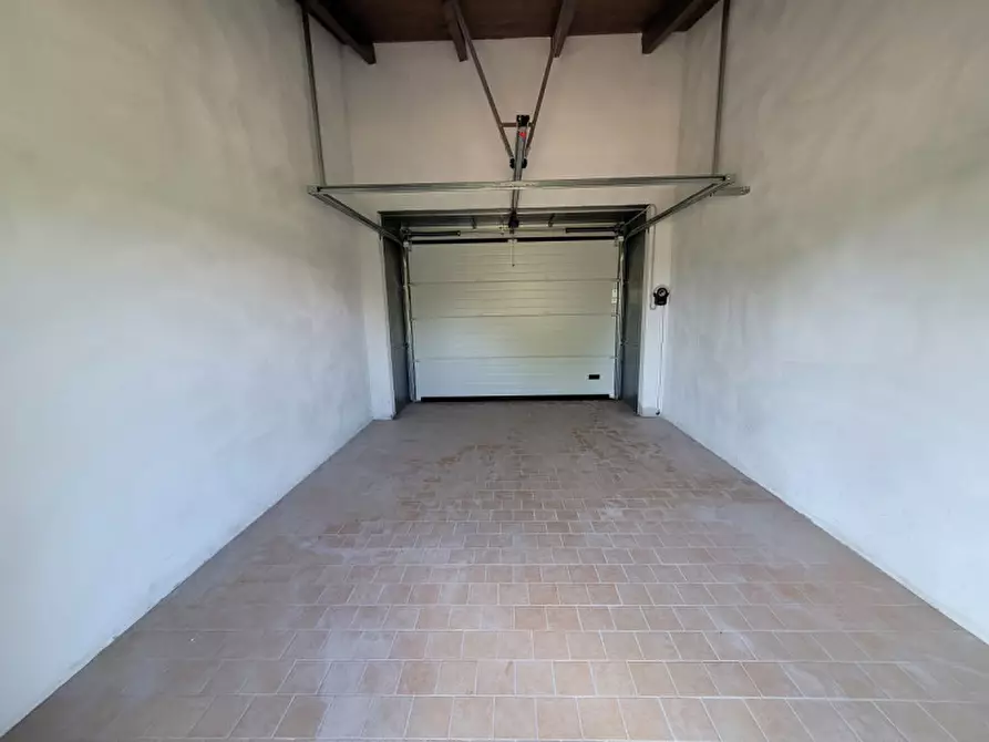 Immagine 24 di Appartamento in vendita  in STRADA FALLETTI 24 a Asti