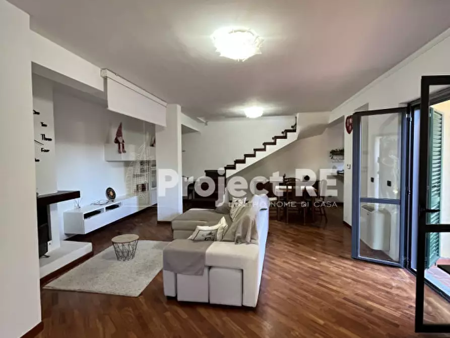 Immagine 4 di Casa indipendente in vendita  in Via delle Fontanelle a Reggio Di Calabria