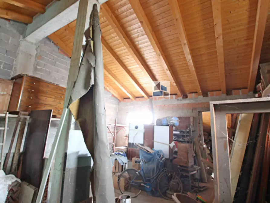 Immagine 11 di Rustico / casale in vendita  in via cainazzi a Santa Maria Di Sala