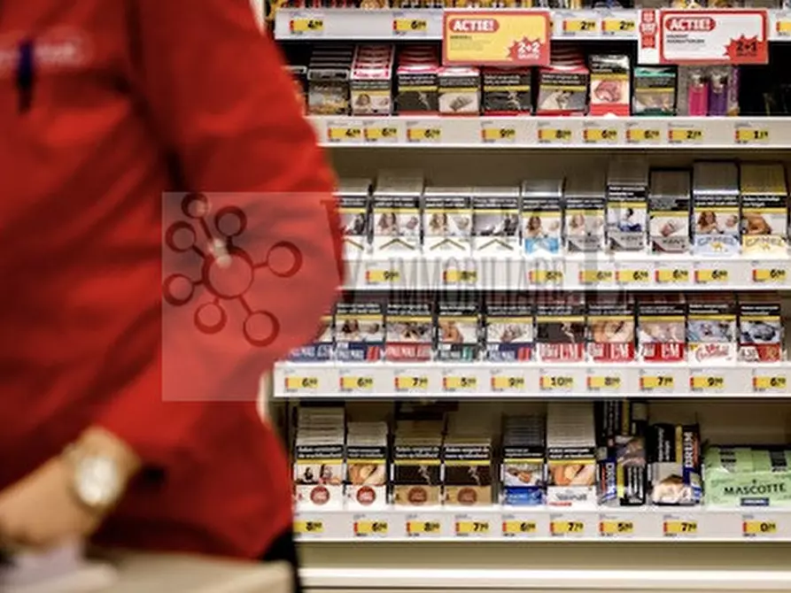 Immagine 2 di Attività commerciale in vendita  a Venezia