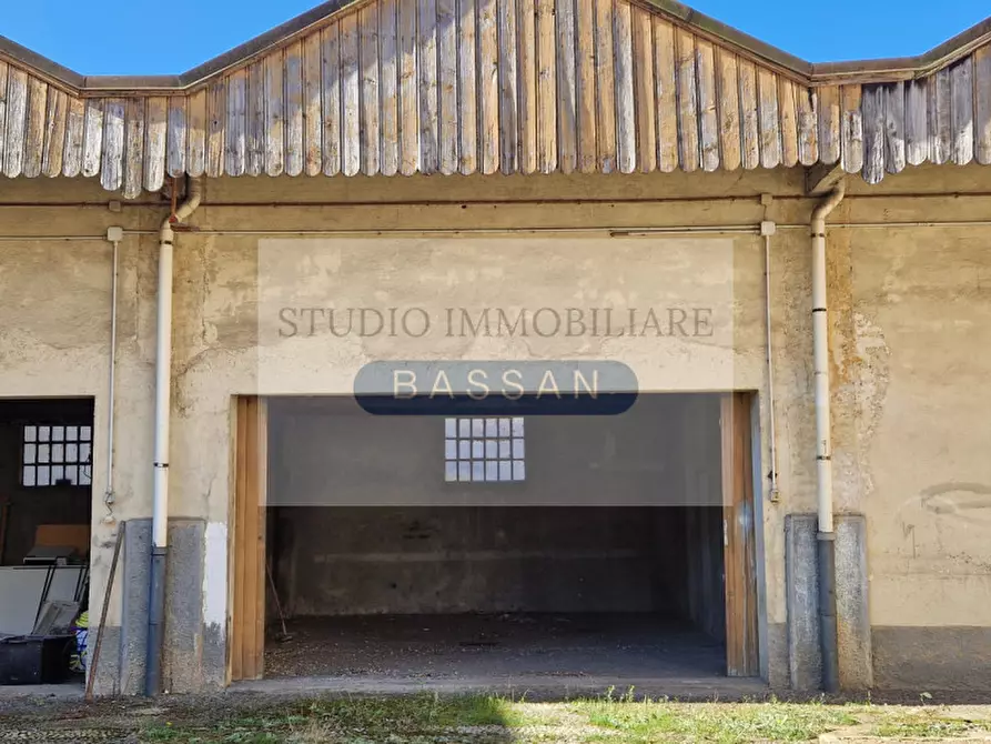 Immagine 3 di Appartamento in vendita  in Via Due Giugno 14 a Gallarate