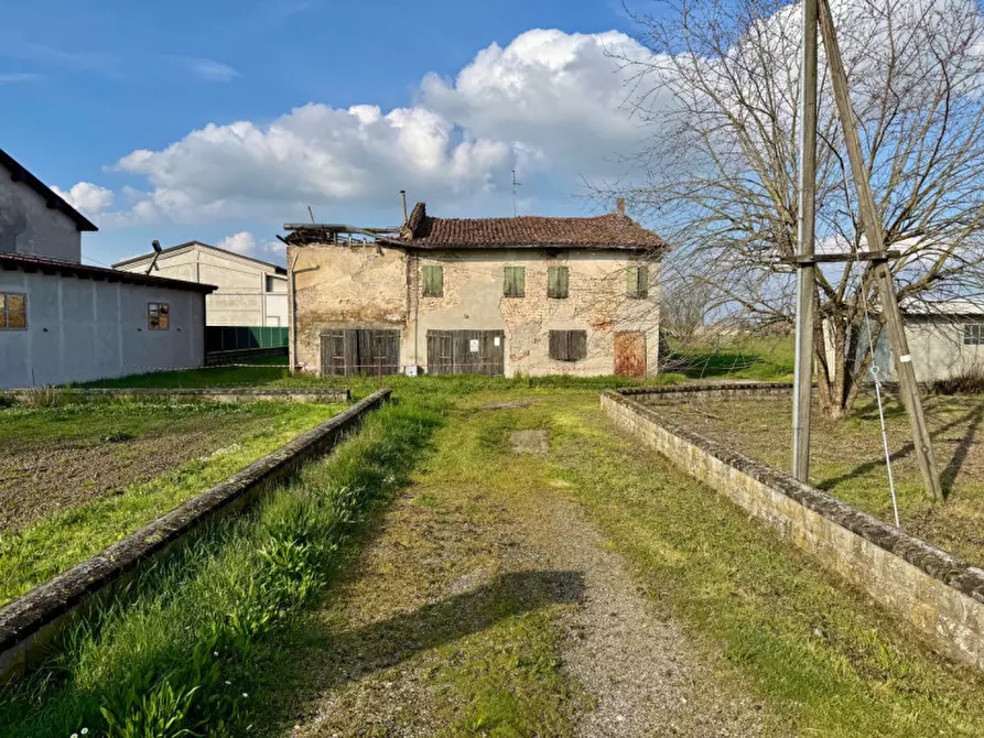 Immagine 1 di Rustico / casale in vendita  in via vecchia di sissa 1 a Sissa Trecasali