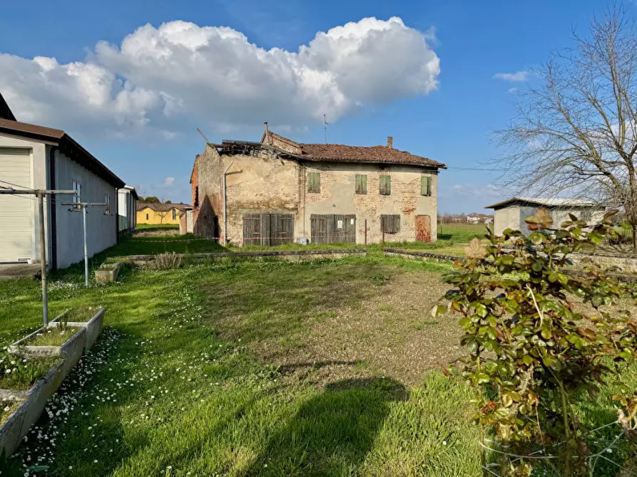 Immagine 2 di Rustico / casale in vendita  in via vecchia di sissa 1 a Sissa Trecasali