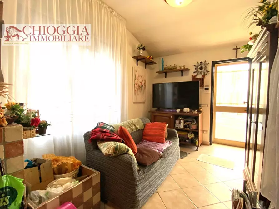 Immagine 2 di Casa bifamiliare in vendita  in Strada dei 16 laghi a Chioggia