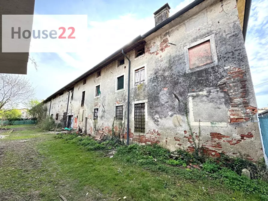 Immagine 6 di Casa indipendente in vendita  in vicenza, Strada Della Caveggiara 60 a Vicenza