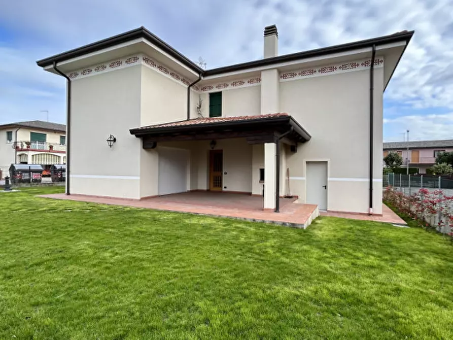 Immagine 2 di Casa indipendente in vendita  a Mira