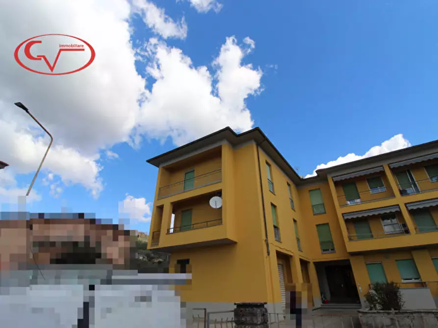 Immagine 2 di Appartamento in vendita  in Via Bianco Da Lanciolina a Loro Ciuffenna