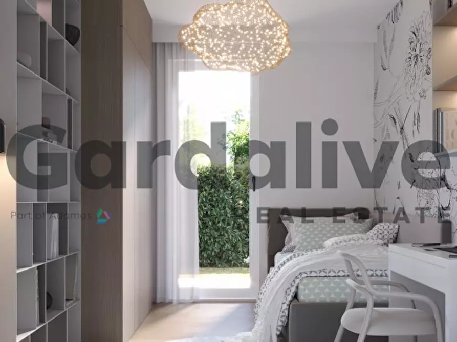 Immagine 15 di Casa bifamiliare in vendita  in Località Broglie a Peschiera Del Garda