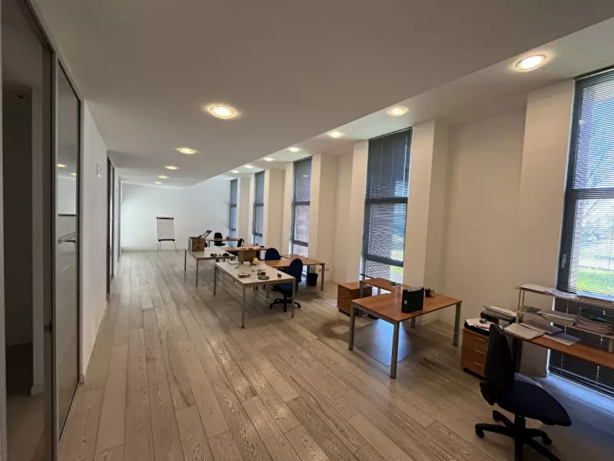 Immagine 12 di Capannone industriale in vendita  a Ponte Di Piave