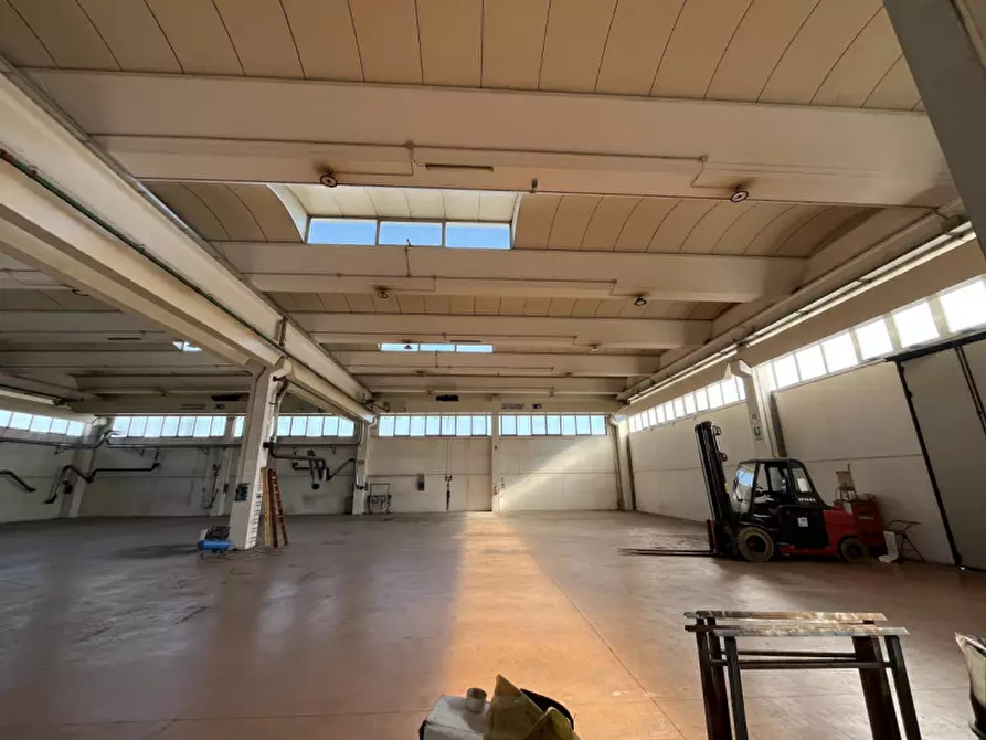 Immagine 13 di Capannone industriale in vendita  a Ponte Di Piave