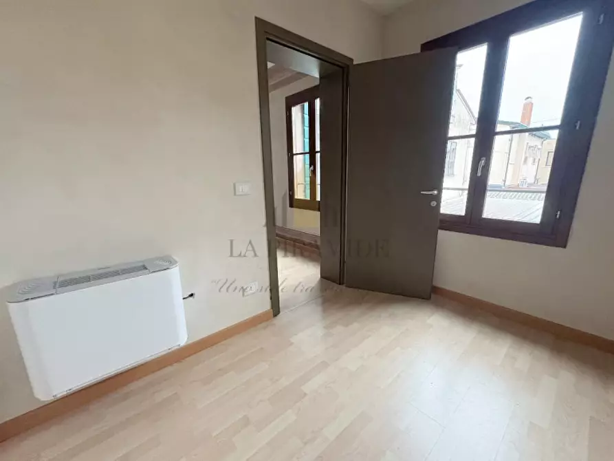 Immagine 4 di Ufficio in affitto  in UFFICIO GUIZZA RIF 236 a Padova