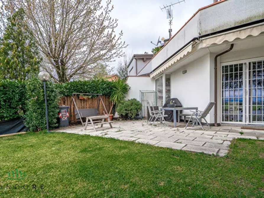 Immagine 2 di Casa bifamiliare in vendita  in VIA SAN MARTINO a Monte San Pietro